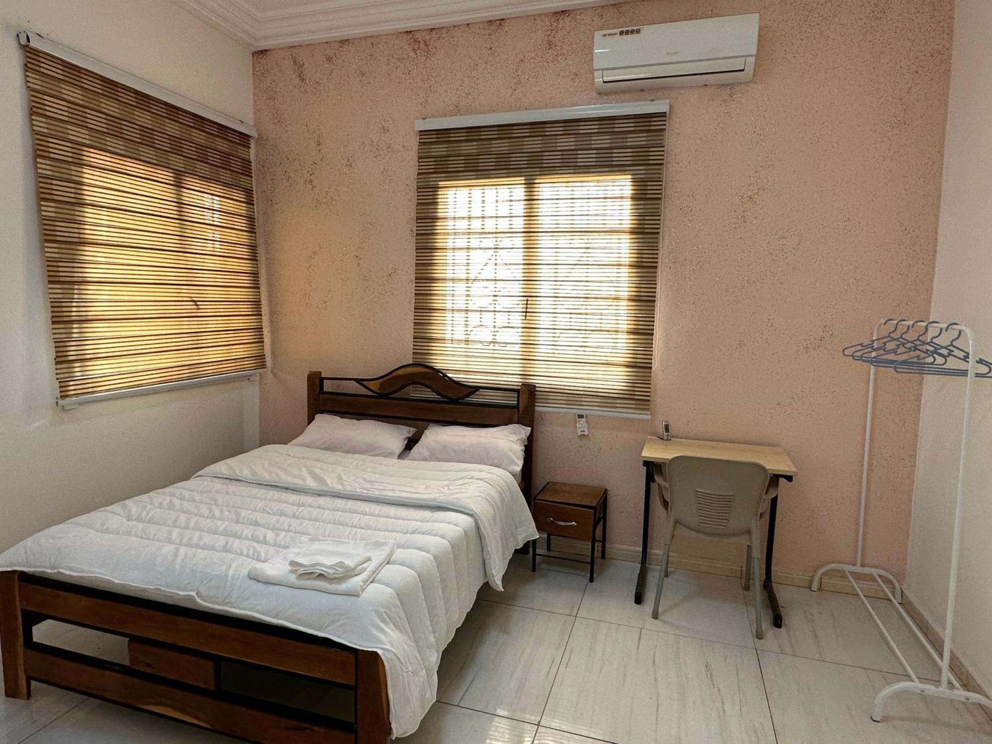 Residences Primis Thies - Appartements Et Chambres Экстерьер фото
